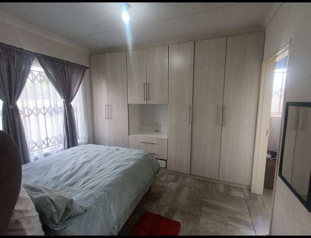 3 BEDROOM HOUSE TO LET IN RIVERSDALE